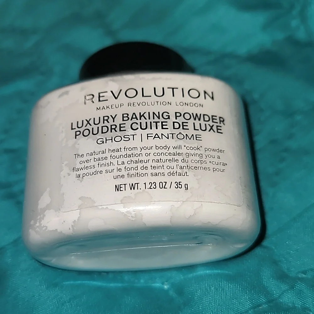Makeup‎ Revolution Loose Baking Powder - Ghost / Fantome White Translucent New